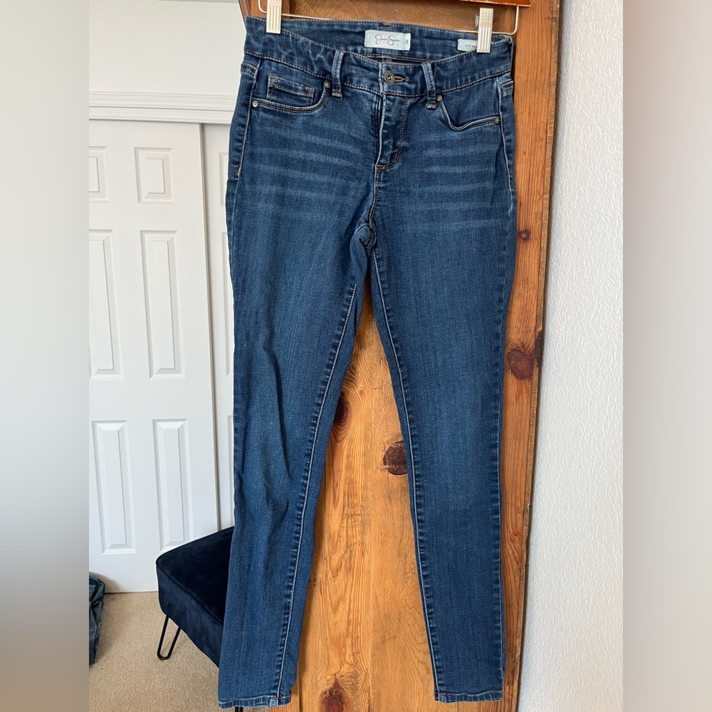 Jessica Simpson Kiss Me Super Skinny jeans